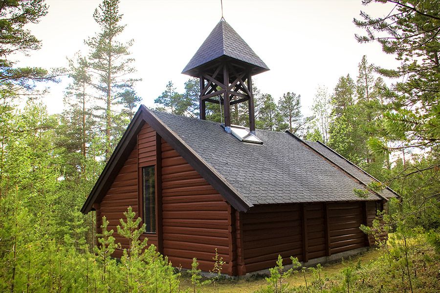 Engund kapell i Alvdal på sommeren